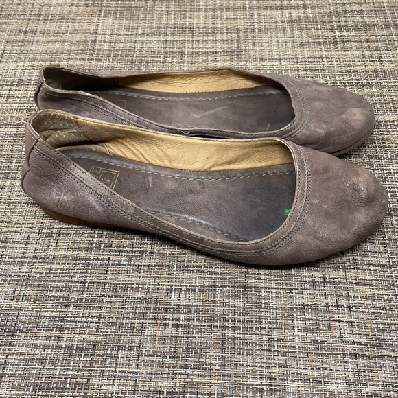 Frye Flats - Picture 4 of 7